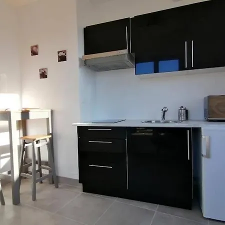 Beau Studio Avec Terrasse Sur La Commune D'etampes Apartment Étampes